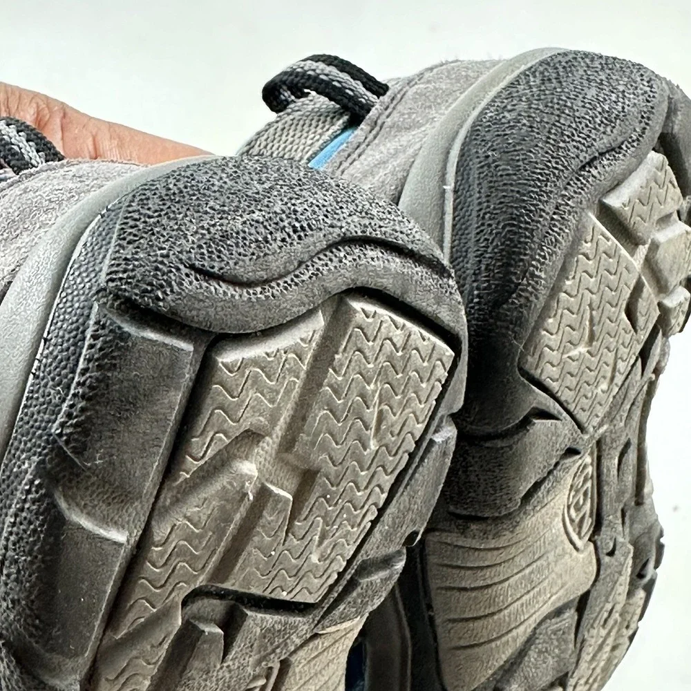 Keen Newport H2 Men's‎ 6 Grey Blue Hiking Closed Toe Water Sandals Shoes